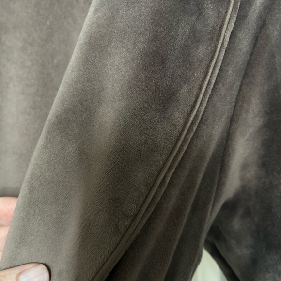 COPY - SKIMS Women's Robe - Picture 4 of 4